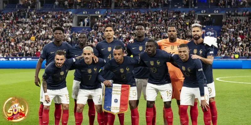 Đội hình và phong cách thi đấu