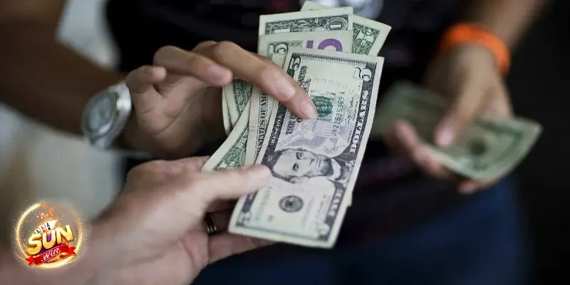 Tại sao giấc mơ nằm mơ thấy người ta cho tiền đánh số gì lại có thể dự báo con số may mắn?